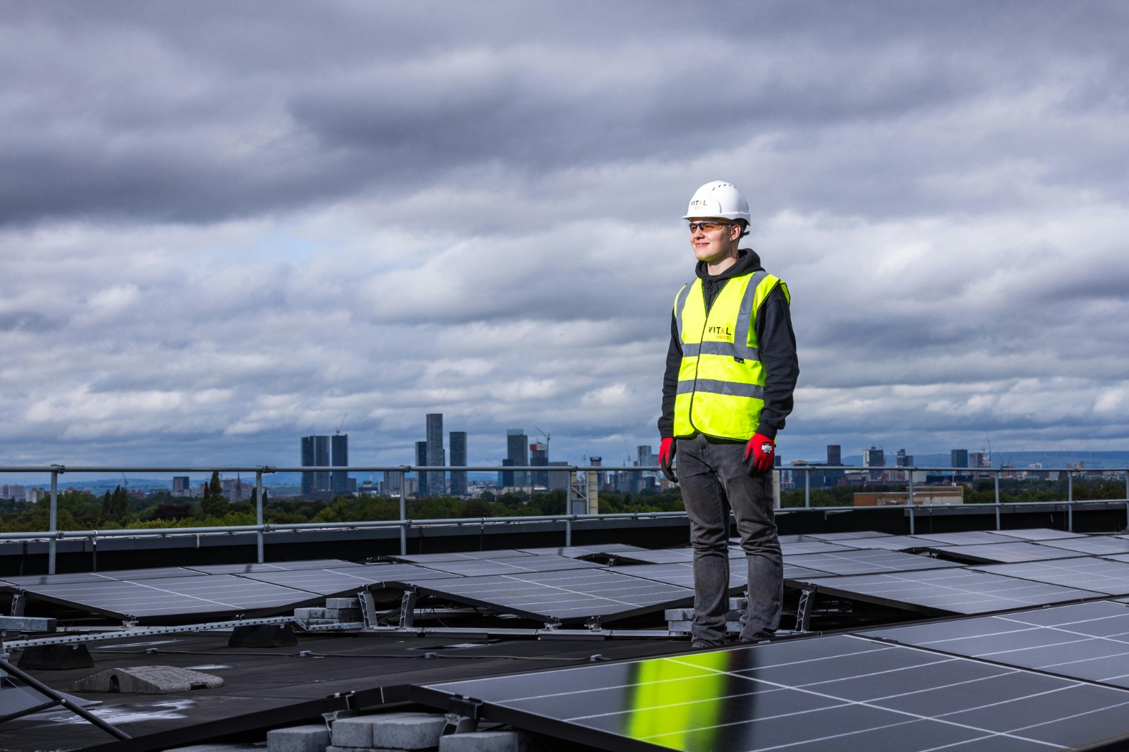 Why More Companies Are Choosing Commercial Solar Leicester