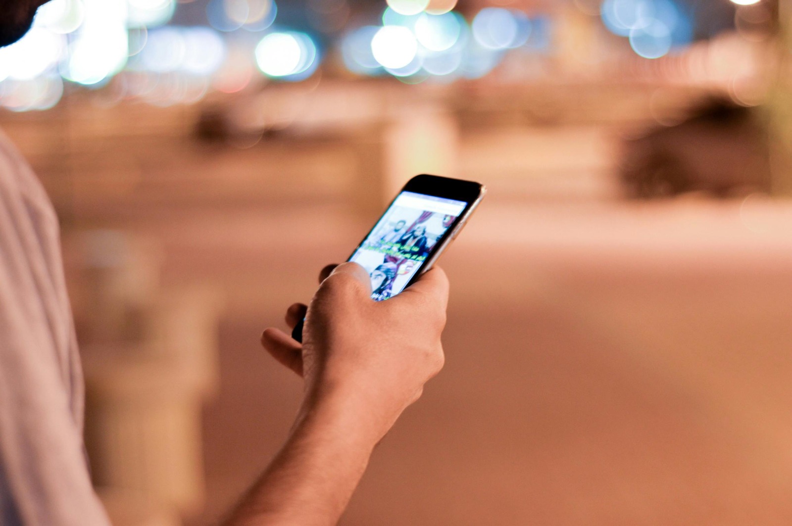 SOCIAL MEDIA PANEL SOLUTIONS THAT HELP YOU STAND OUT ONLINE