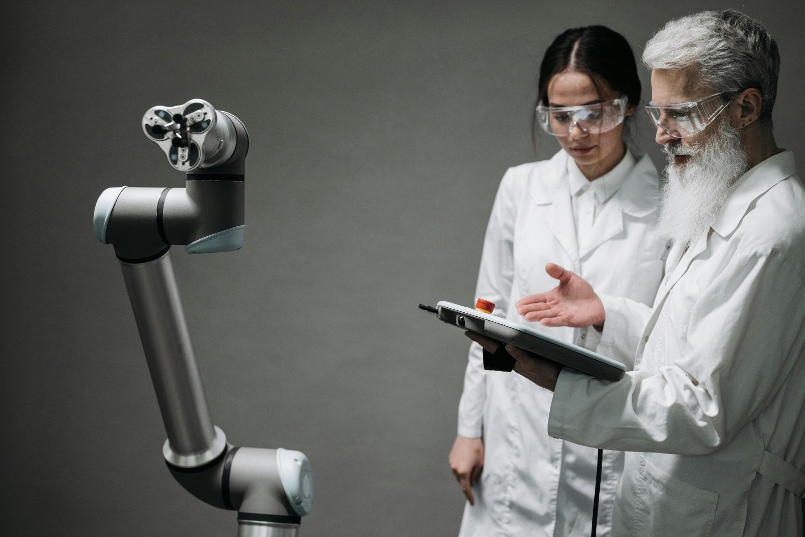 AI for Competitor Analysis: Stay Ahead of Market Trends