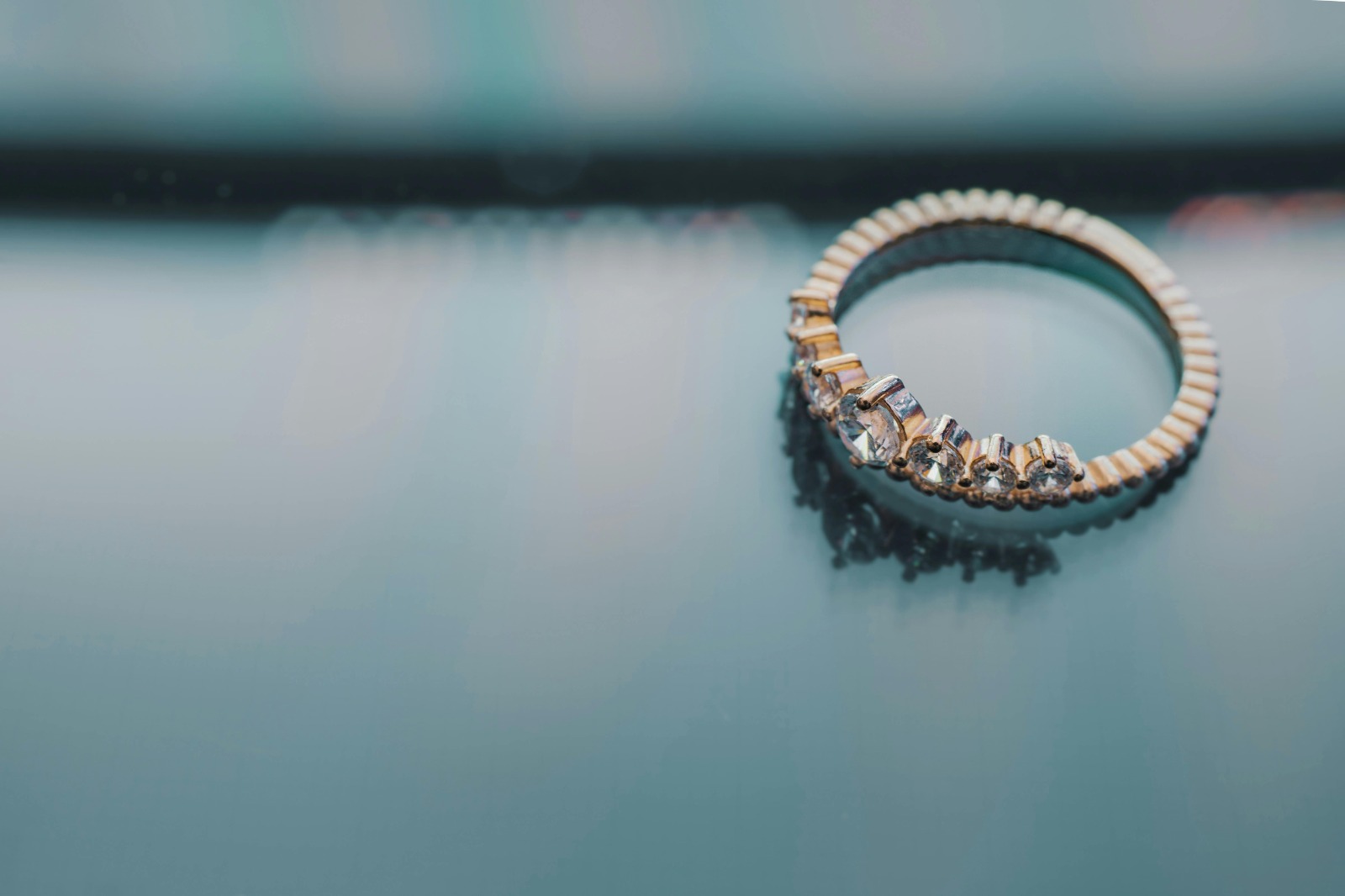 Engagement Ring Collections with Timeless Swiss Craftsmanship
