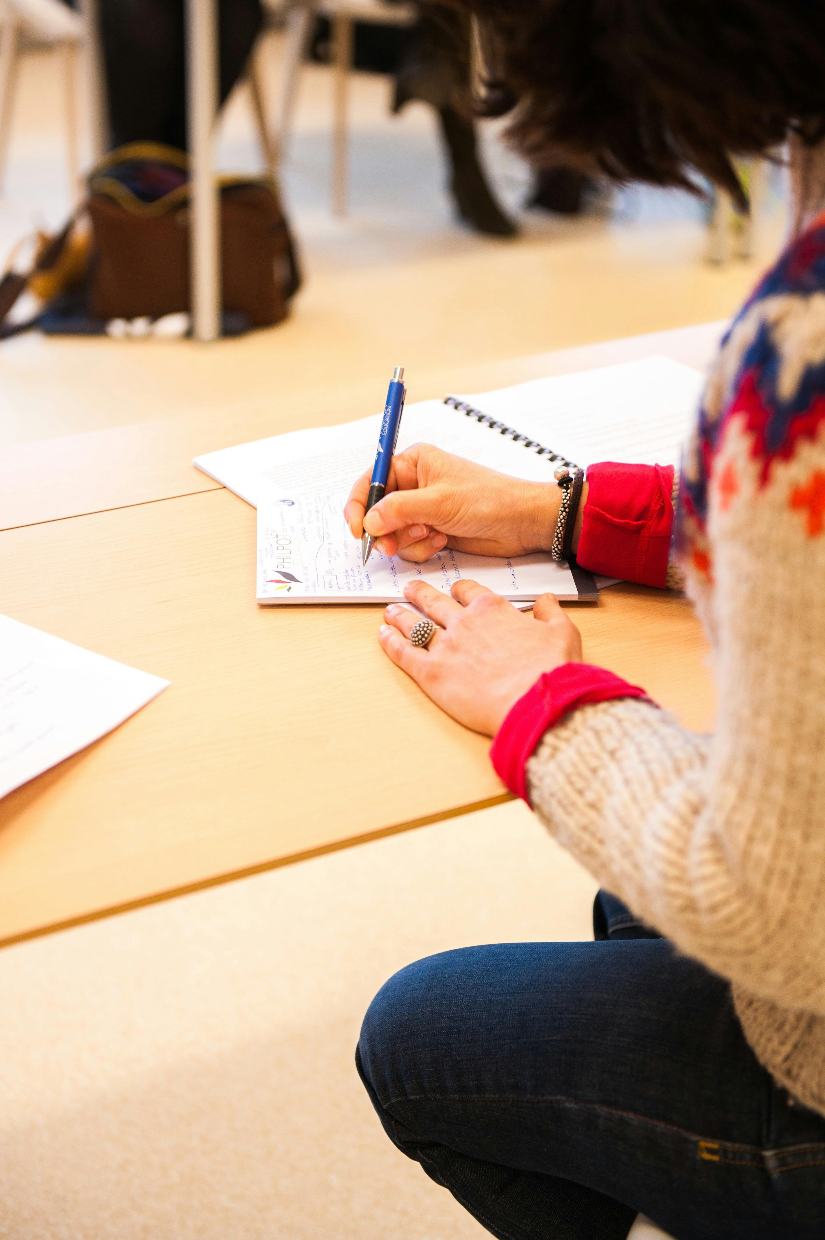 4 Exceptional Guides to Write My College Essay For Me Proven