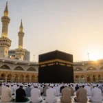 Umrah Itikaf: Unforgettable journey to Mecca's sacred mosques. Explore our travel guide.